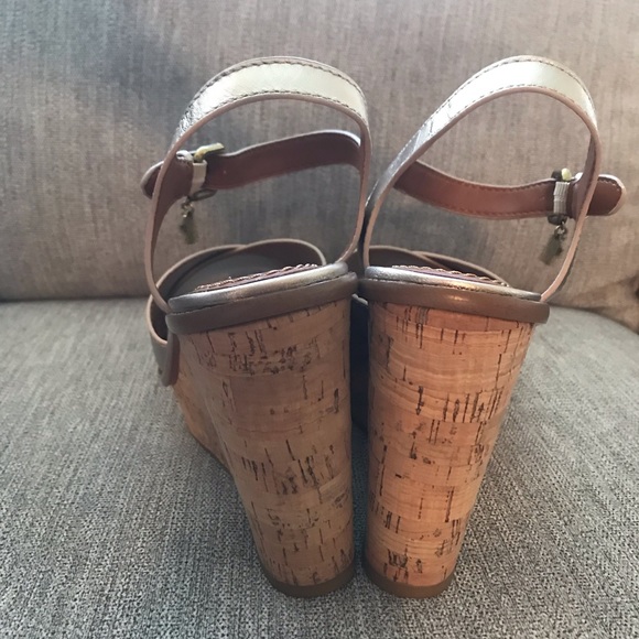 NWT Coach Cross Band High Wedge Sandal - Picture 7 of 8